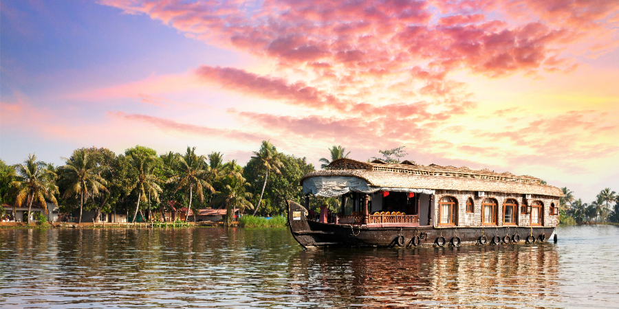 Tipica Houseboat del Kerala